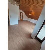 Wohnung in Untergröningen - 750,00&nbsp;EUR Kaltmiete, ca.&nbsp; 74,00&nbsp;m&sup2; in Abtsgmünd (PLZ: 73453)