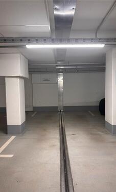 Foto - Tiefgaragenstellplatz zu vermieten - sofort