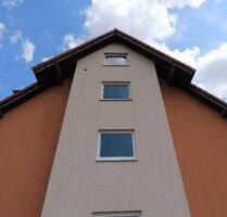 Helle Dachgeschosswohnung mit Gästetoilette und Balkon! - Ebersbach