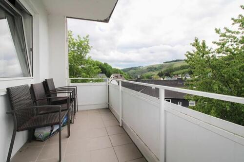 Foto - Eine schöne Renovierte Wohnung mit Balkon und Einbauküche: 3,5-Ra