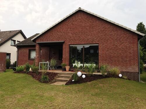Foto - Saniertes Einfamilienhaus in Altwarmbüchen-Isernhagen