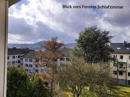 Foto - Schöne drei Zimmer Dachgeschosswohnung zu vermieten