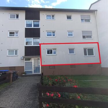 Foto - 3,5-Zimmer-Wohnung mit Balkon,EBK, Garage, Keller, Garten