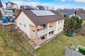 Foto - EinfamilienhausZweifamilienhaus mit großem Grundstück