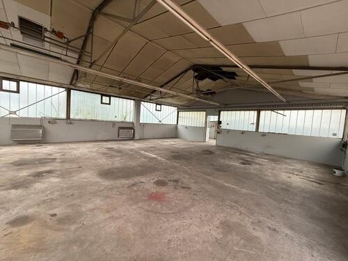 Foto - Halle zu vermieten - 1.100,00&nbsp;EUR Kaltmiete, ca.&nbsp; 5,00&nbsp;m&sup2;