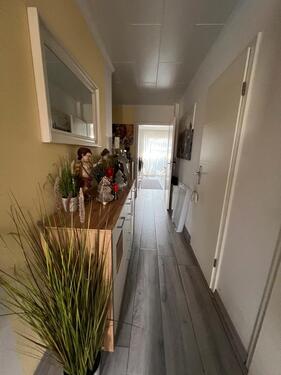 Foto - Helle 3-Zimmer-Wohnung (96 m², EG)