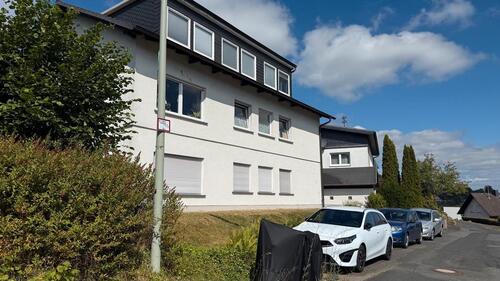 Foto - 10 Zimmer Mehrfamilienhaus, Wohnhaus zum Kaufen in Wilnsdorf