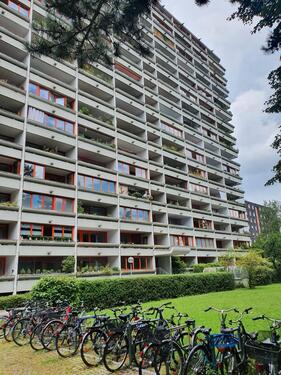 Foto - Vermietete 1-Zi-Whg mit Loggia + Stellplatz, Top-Lage mit U-Bahn