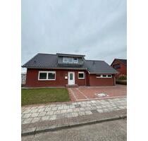Einfamilienhaus - 1.270,00&nbsp;EUR Kaltmiete, ca.&nbsp; 127,00&nbsp;m&sup2; in Varel (PLZ: 26316)