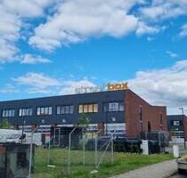 Gewerbehalle Karlsruhe – 52 m² EG + 50 m² OG – sofort nutzbar