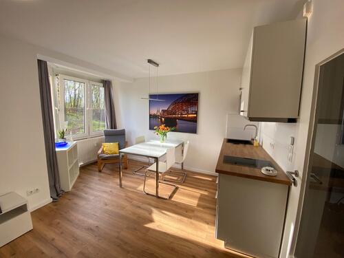 Foto - Stilvoll möbliertes Apartment in ruhiger Lage mit guter Anbindung