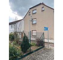 Einfamilienhaus zu verkaufen - 90.000,00&nbsp;EUR Kaufpreis, ca.&nbsp; 100,00&nbsp;m&sup2; in Lützen (PLZ: 06686)