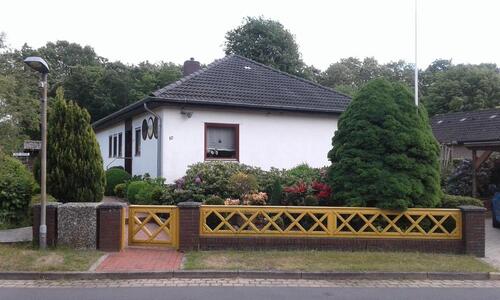 Foto - Attraktiver Bungalow mit neuer Heiztechnik, großem Grundstück & v
