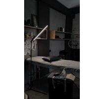 StuhlmietePlatz für eine*n TätowiererPiercerKosmetiker*in etc. - Papendorf