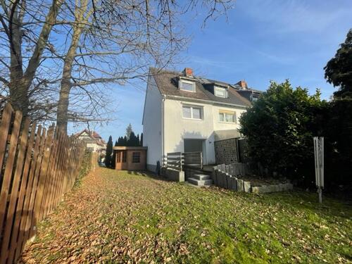 Foto - Bad Homburg: gepfl. Reihenendhaus mit Garten, 4 Zi. + Hobbyraum