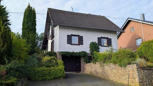 Foto - Charaktervolles Einfamilienhaus mit facettenreichem Garten