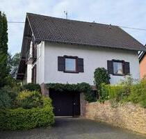 Charaktervolles Einfamilienhaus mit facettenreichem Garten - Mechernich