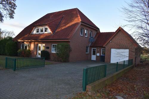 Foto - Einfamlienhaus zu vermieten - 1.350,00 EUR Kaltmiete, ca.  180,00 m²