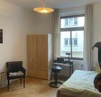 Zimmer zur Untermiete in Altbauwohnung - Köln Nippes Zimmer zur Untermiete in Altbauwohnung - Köln Nippes