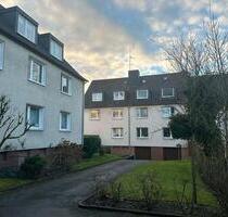 Helle & sanierte 2,5 Zimmer Wohnung im schönen Essen Bedingrade