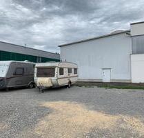 Wohnmobile Wohnwagen- Bootanhönger Stellplatz im Industriegebiet - Schorndorf