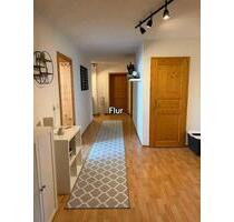 Traumhafte 5-Zimmerwohnung - 950,00&nbsp;EUR Kaltmiete, ca.&nbsp; 148,00&nbsp;m&sup2; in Aue-Bad Schlema (PLZ: 08280)