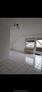 Foto - 2 Zimmer Dachgeschosswohnung - 95.000,00 EUR Kaufpreis, ca.  63,00 m²