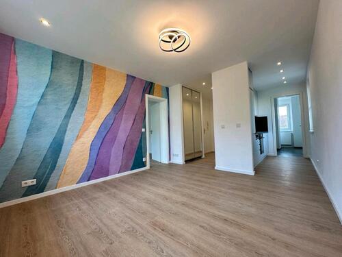 Foto - 2, 5 - Zimmerwohnung kernsaniert zu verkaufen