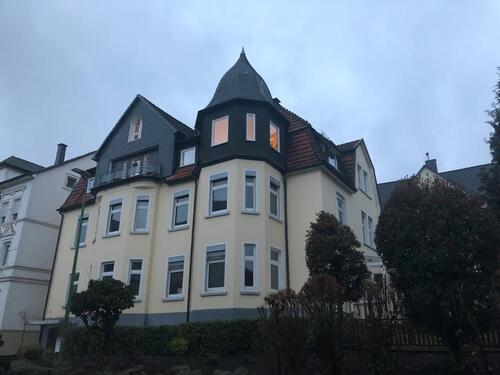 Foto - Große 4 Zimmer Wohnung mit Garten und Carport