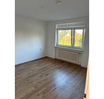 Helle, großzügige 4-Zimmer-Wohnung mit Balkon in Burgkirchen - Burgkirchen an der Alz