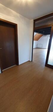 Foto - Schöne helle 2 Zimmer Dachgeschosswohnung mit Charme