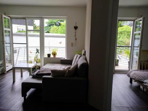 Foto - Exklusive 2,5 Zimmer-EG-Wohnung m. Balkon u. Küche Eschollbrücken