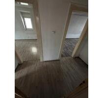 Menden 3 Zimmer +BALKON - 985,00&nbsp;EUR Kaltmiete, ca.&nbsp; 105,00&nbsp;m&sup2; in Menden (Sauerland) (PLZ: 58710) Berkenhofskamp