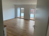 Foto - Moderne 3-Zimmer-Wohnung mit Balkon, Duschbad etc. - inkl. Einbauküche!