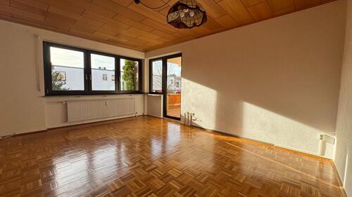Foto - Helle 3-Zimmer-ETW mit Loggia, Eichenparkett & gepflegter WEG