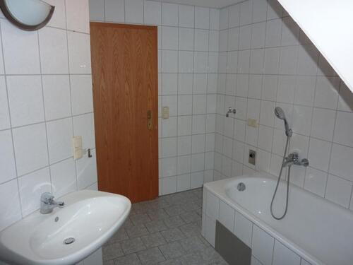 Foto - 3 Zimmer Dachgeschoßwohnung zur Miete in Gemünden am Main
