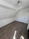 Foto - 1 Zimmer DG Wohnung Holweide - 580,00&nbsp;EUR Kaltmiete, ca.&nbsp; 34,00&nbsp;m&sup2;
