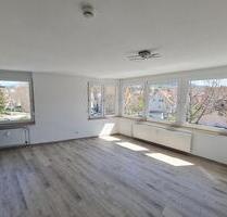 helle 1-Zimmer Wohnung 29qm mit Tiefgaragenstellplatz Pfullingen