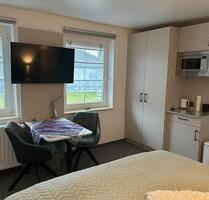 möbliertes Zimmer mit Bad und separaten Eingang - Schwedt (Oder)