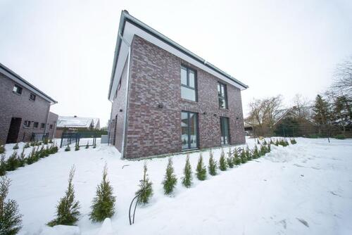 Foto - 6 Zimmer Doppelhaushälfte zur Miete in Kaltenkirchen