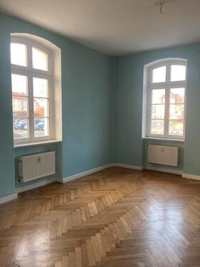 Foto - Charmante 2‑Zimmer‑Altbauwohnung im EG mit Fischgrätparkett