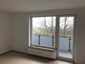 Foto - Helle 3-Zimmer Wohnung mit Balkon und neuen Bodenbelägen zu vermieten