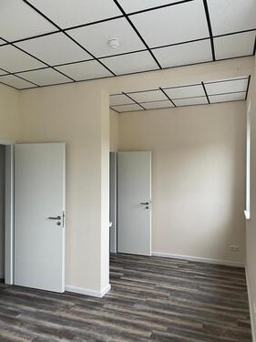 Foto - Büro für Gewerbe, 15 Qm, EG, keine Kleinunternehmer, HP, Ärtze