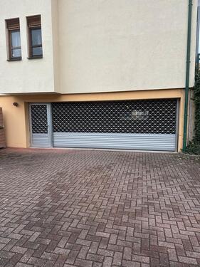 Foto - Garagenstellplatz zu vermieten in Neustadt Weinstraße
