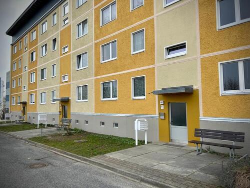 Foto - Erstbezug nach umfassender Modenisierung - 3 Raum