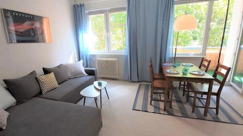 Foto - Helle Sonnige & Sanierte Wohnung mit Süd-Balkon in Steglitz.