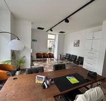 Helle Praxis- & Behandlungsfläche (EG) – 120m² zentral in Krefeld