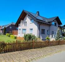 Einfamilienhaus in Peckelsheim - 350.000,00&nbsp;EUR Kaufpreis, ca.&nbsp; 196,00&nbsp;m&sup2; in Willebadessen (PLZ: 34439)