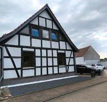 Saniertes Ein- oder Mehrfamilienhaus mit Einliegerwohnung - Burg