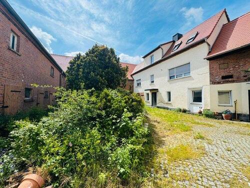 Foto - 4- Seitenhof in Weißenfels OT Storkau